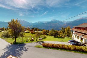 Aussicht im Sommer vom Balkon