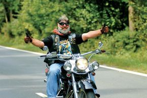 Motorradfahrer herzlich willkommen!