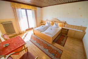 Helle, ruhige Komfortzimmer