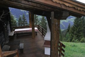 überdachte Terrasse