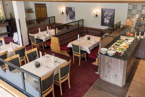 Detaillierte Infos zur Unterkunft Cresta Hotel