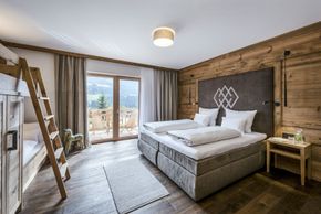 Detaillierte Infos zur Unterkunft Kaiserlodge