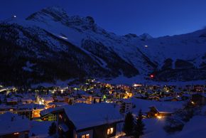 Saas-Fee by night