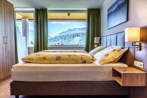 Apartment D - Priel: Hauptschlafzimmer