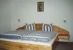 Schlafzimmer Wohnung 2