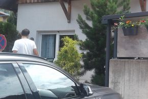 Westen Haus Terrasse Parkplatz