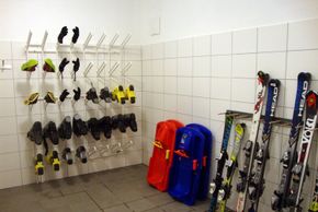 Trockenraum für Skischuhe und Kleidung