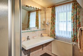 Badezimmer einer Suite