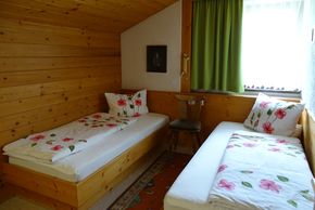 2 Bettzimmer im 2. Stock