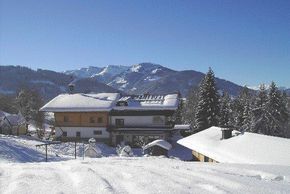 Ferienhaus und Bauernhaus