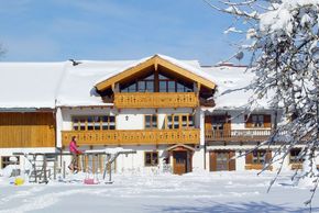 Schnee und Sonne auf dem Streidlhof!