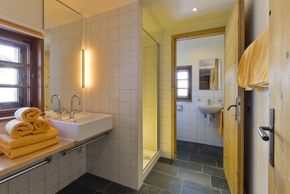 Badezimmer mit Fußbodenheizung