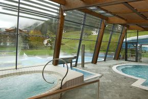 Hallen- und Freibad Mar Dolomit