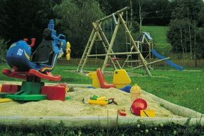hauseigener Spielplatz