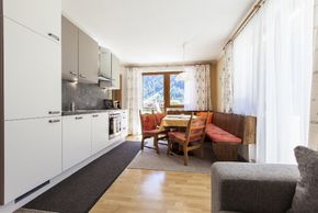 Moderne Küche in unserer Ferienwohnung Nr. 3 für 4 -5 Personen