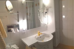 Badezimmer (Dusche/WC)