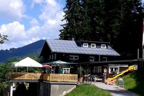 Gasthaus Kropfen im Sommer