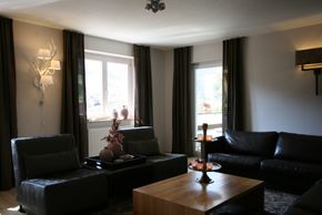 Gemuetliches Wohnzimmer im Erdgeschoss