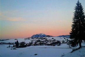 Aus Blick vom Hirschsprung Obermaiselstein auf den wächter des Allgäus (Grünten)