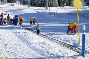 300 m zur Skischule
