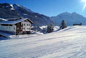 Im Winter direkt an der Skipiste