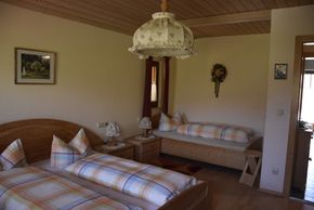 drei Bett Zimmer gr. FeWo