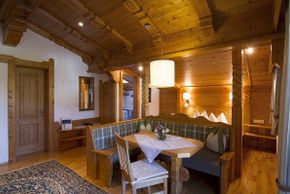 Ferienwohnung im Tiroler Landhausstiel