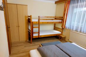 Vierbettzimmer