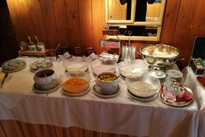 FRÜHSTÜCKSBÜFFETVON 07 Uhr 30 bis 10 UhrDein Vitalstart in den Tag.