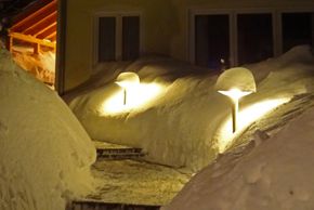 Weg zum Seiteneingang