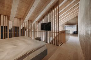 Dich erwarten modern ausgestattete Zimmer.