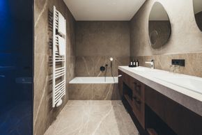 Bad Suite Adlerhorst