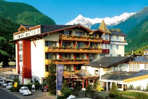 Sommeransicht Verwöhnhotel Vötters Sportkristall