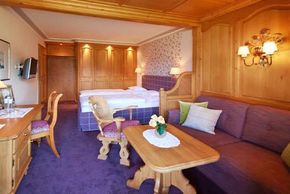 Detaillierte Infos zur Unterkunft Hotel Alpenland