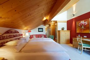 Detaillierte Infos zur Unterkunft Hotel Alpenland