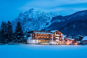 Mareo Dolomites Winterwonderland