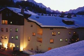 Detaillierte Infos zur Unterkunft Hotel Chesa Surlej