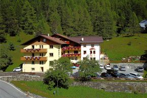 Detaillierte Infos zur Unterkunft Hotel Cornelia