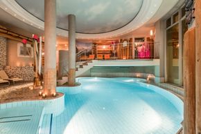 Indoor Pool im eva,VILLAGE