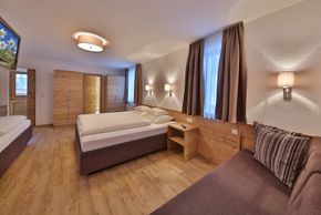 Detaillierte Infos zur Unterkunft Hotel Fiegl Apart Garni