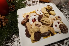 Selbstgebackene Weihnachtskekse
