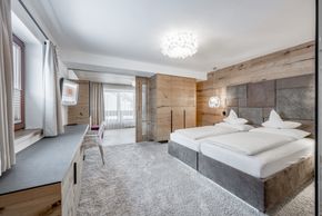 Detaillierte Infos zur Unterkunft Hotel Gotthard-Zeit****s