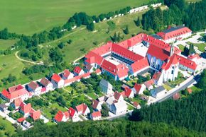 Detaillierte Infos zur Unterkunft 4* Schlosshotel Kartause Gaming