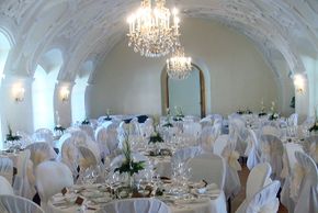 Detaillierte Infos zur Unterkunft 4* Schlosshotel Kartause Gaming