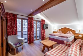 Detaillierte Infos zur Unterkunft Hotel Lech & Residenz Chesa Rosa