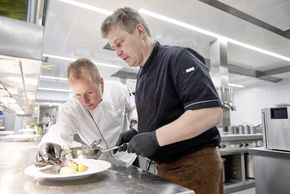 APRÈS POST HOTEL Küche