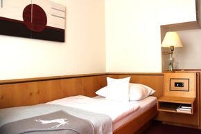 Einzelzimmer Standard