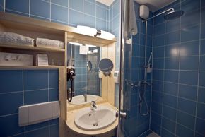 Standard Doppelzimmer Bad