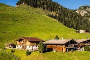 Sommeransicht Chalet Bischoferalm