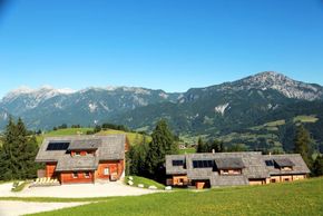 Sommer im Hüttendorf